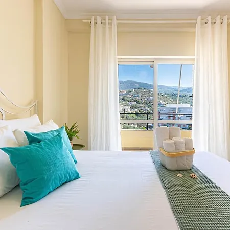 Alpha 2 Bedroom - 3 Min Beach, Full Kitchen Apartment Himare